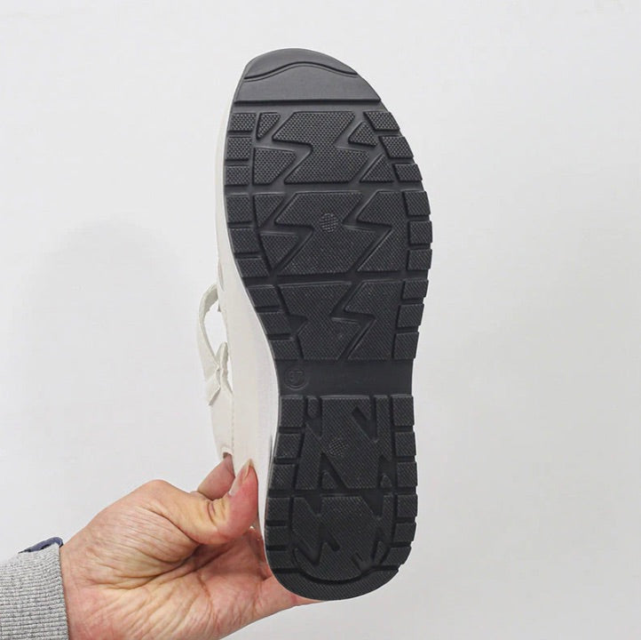 Jenny Closed-Toe Orthopedic Sandals